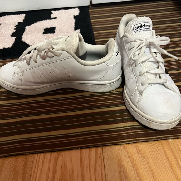 Used adidas size 7 women’s - Picture 4 of 6